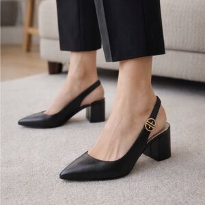 Cole Haan Black Leather Slingback Heels Size 8 Gold Buckle Block Heel EUC